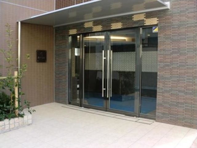 �y�G���g�����X�z�@�G���g�����X