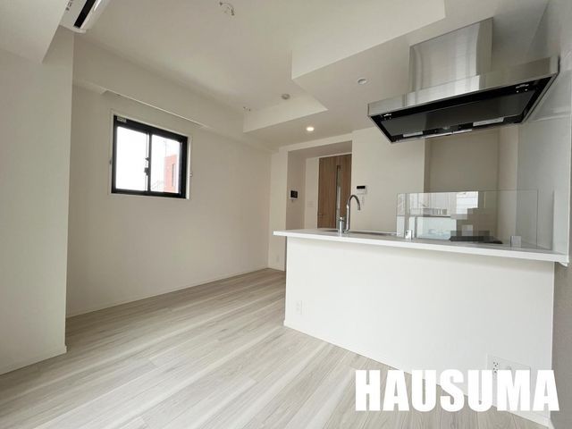 �y���ԁE���r���O�z�@