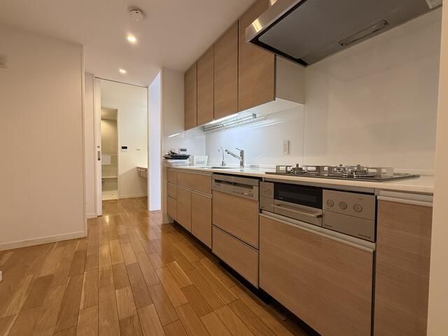 �y�L�b�`���z�@