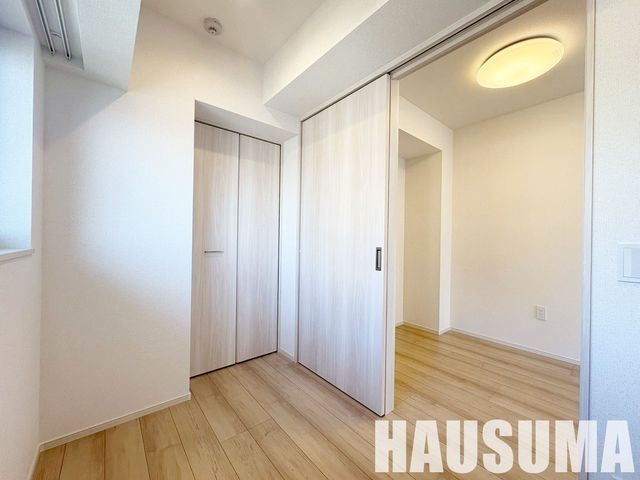 �y���̑������E�X�y�[�X�z�@���r���O/����