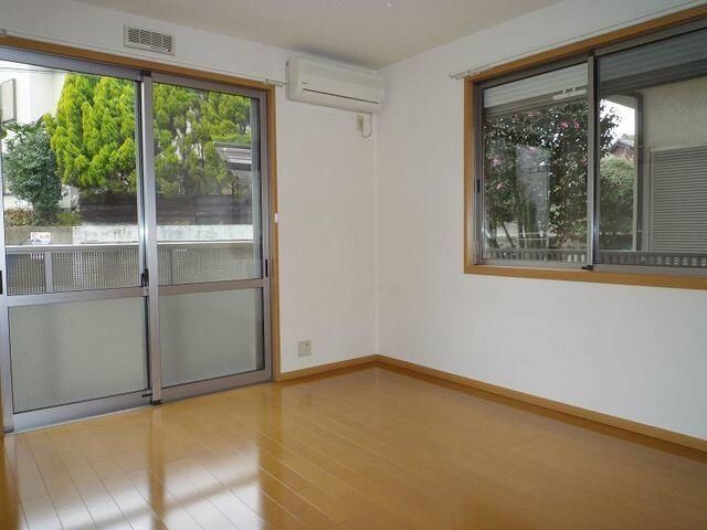 �y���̑������E�X�y�[�X�z�@