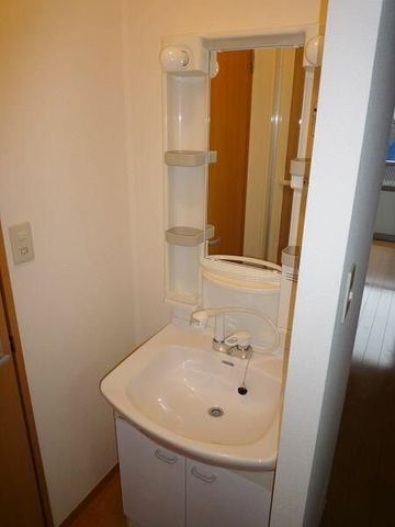 �y���ʏ��z�@