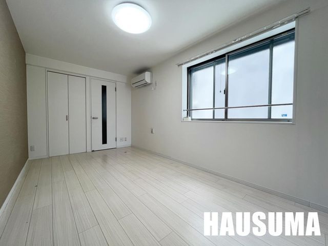 �y���ԁE���r���O�z�@