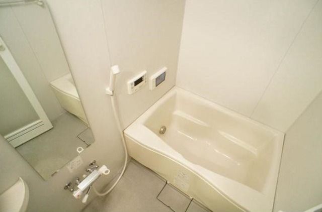 【バス】　浴室です