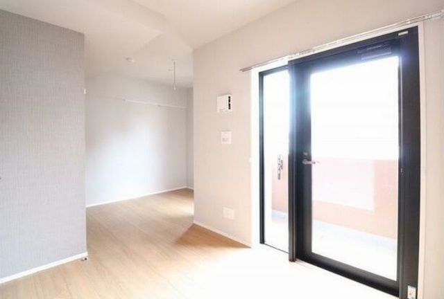 �y���ԁE���r���O�z�@����