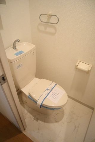 �y�g�C���z�@