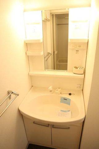 �y���ʏ��z�@