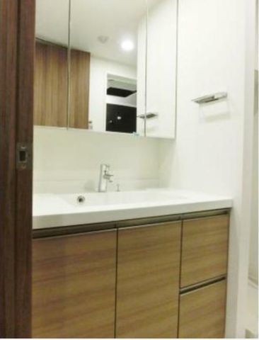 �y���ʏ��z�@�Ɨ����ʑ�