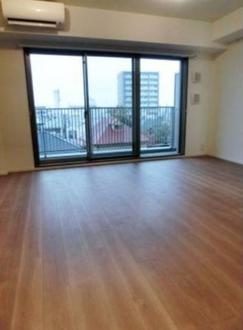 �y���ԁE���r���O�z�@����