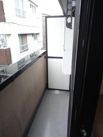 �y�o���R�j�[�z�@