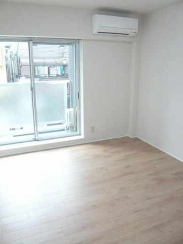 �y���̑������E�X�y�[�X�z�@