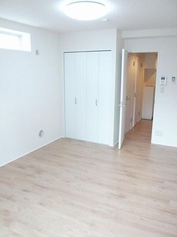 �y���ԁE���r���O�z�@