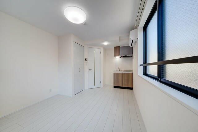 �y���ԁE���r���O�z�@