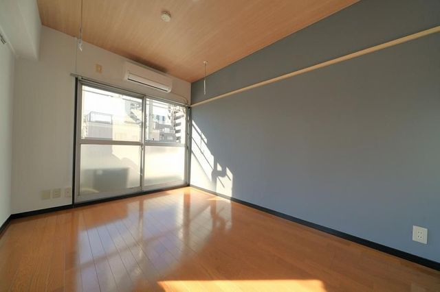 �y���̑��z�@