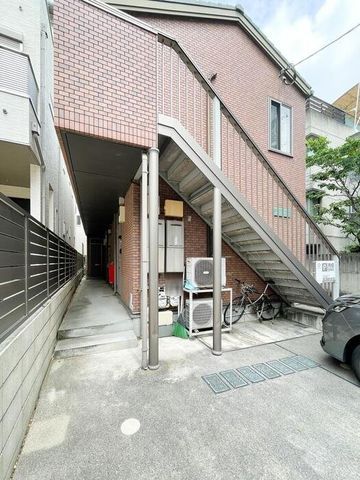 �y�G���g�����X�z�@