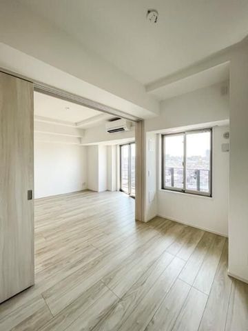 �y���̑������E�X�y�[�X�z�@