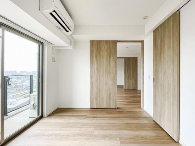 �y���̑��ݔ��z�@