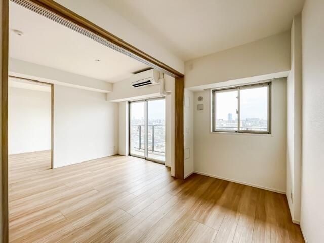 �y���̑������E�X�y�[�X�z�@