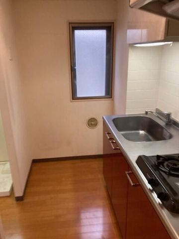 �y�L�b�`���z�@