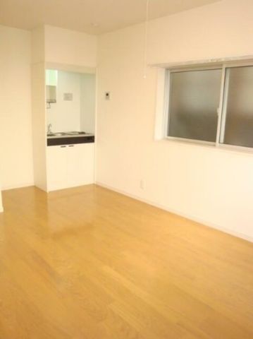 �y���̑��ݔ��z�@���[