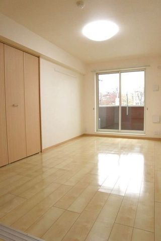 �y���ԁE���r���O�z�@
