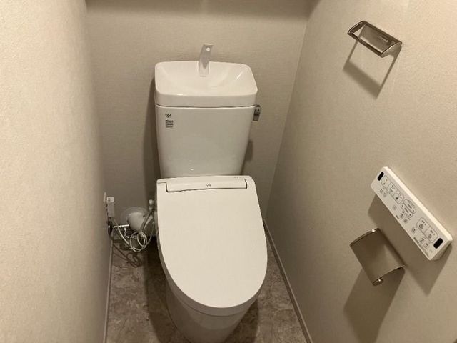 �y�g�C���z�@