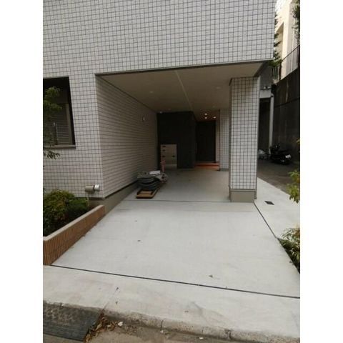 �y�G���g�����X�z�@