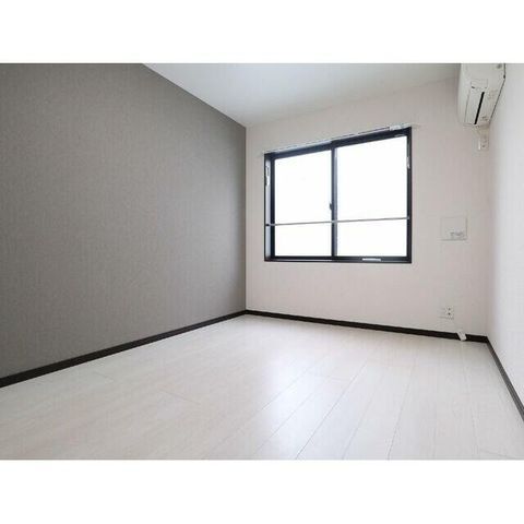 �y���ԁE���r���O�z�@