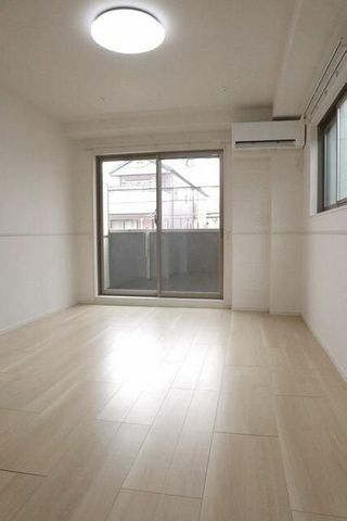 �y���ԁE���r���O�z�@
