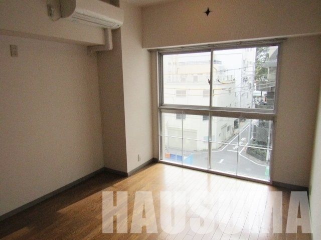 �y���ԁE���r���O�z�@����