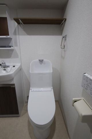 �y�g�C���z�@