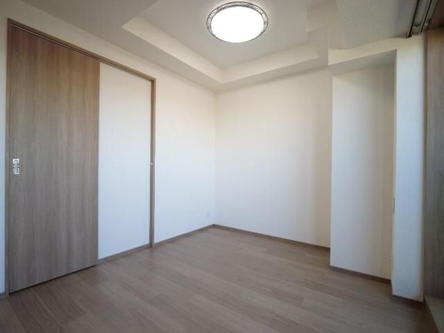 �y���̑������E�X�y�[�X�z�@