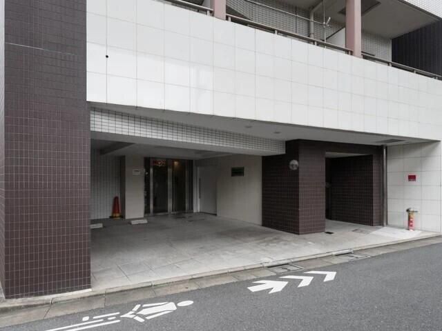 �y�G���g�����X�z�@