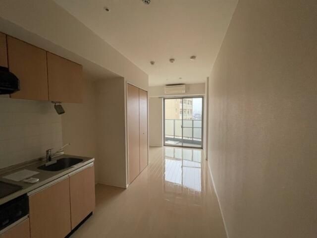 �y���ԁE���r���O�z�@