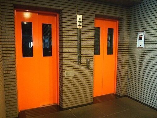 �y���̑��ݔ��z�@