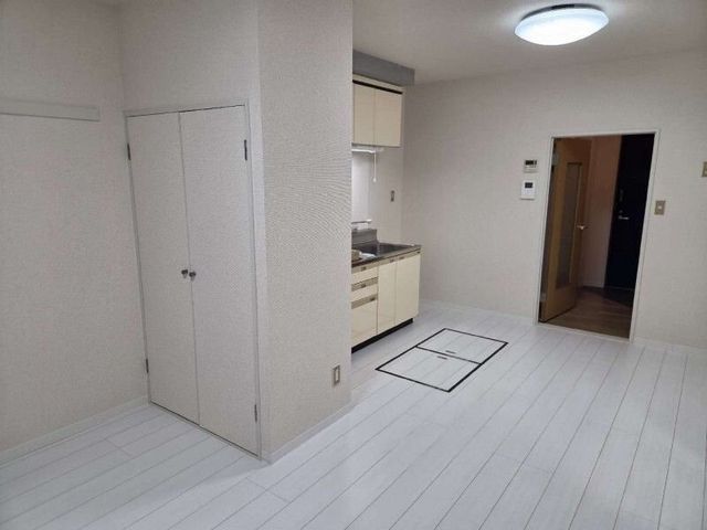 �y���̑������E�X�y�[�X�z�@