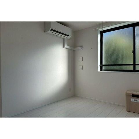 �y���ԁE���r���O�z�@