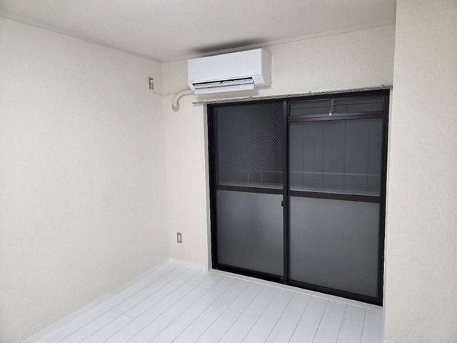 �y���ԁE���r���O�z�@