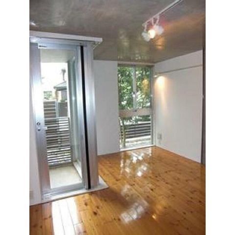 �y���̑��ݔ��z�@