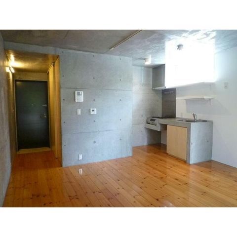 �y���̑������E�X�y�[�X�z�@