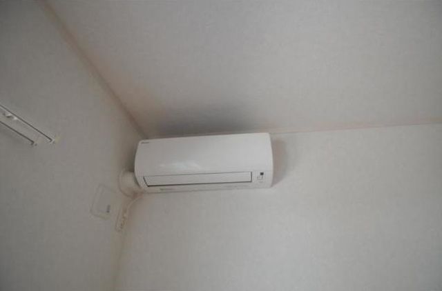�y���̑������E�X�y�[�X�z�@�G�A�R��