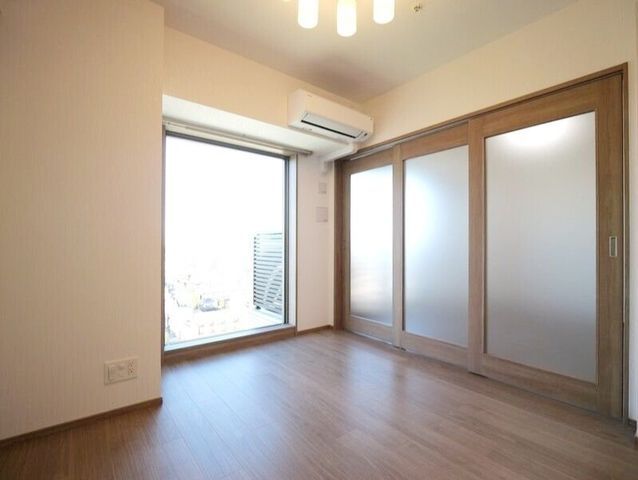 �y���ԁE���r���O�z�@