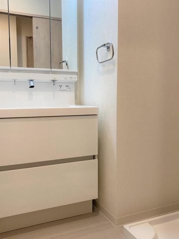 �y���ʏ��z�@