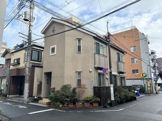 �y�G���g�����X�z�@