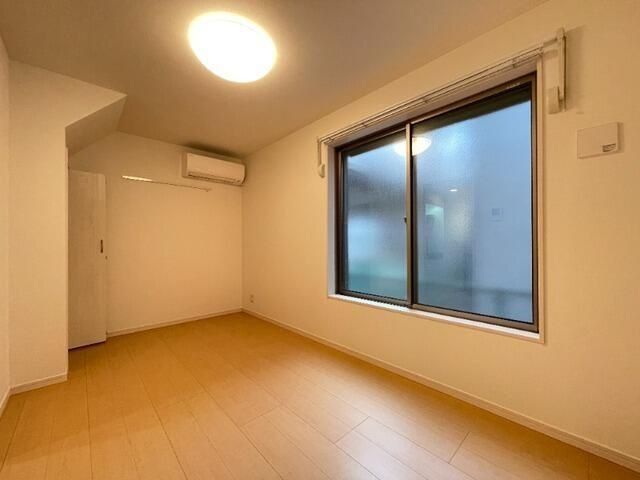 �y���̑������E�X�y�[�X�z�@