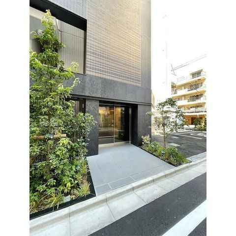 �y�G���g�����X�z�@