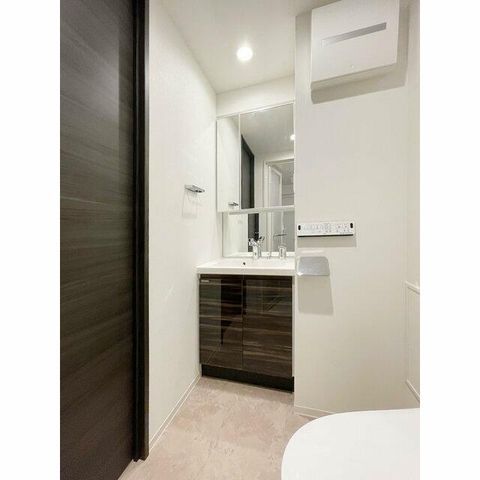 �y���ʏ��z�@