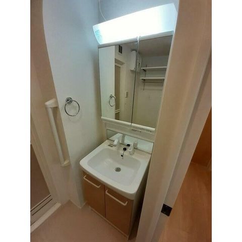 �y���ʏ��z�@