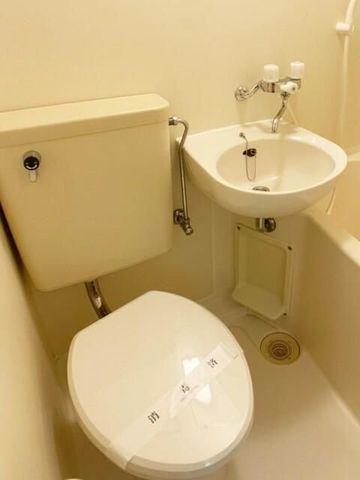 �y�g�C���z�@