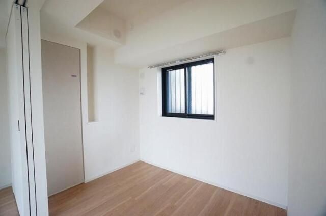 �y���ԁE���r���O�z�@